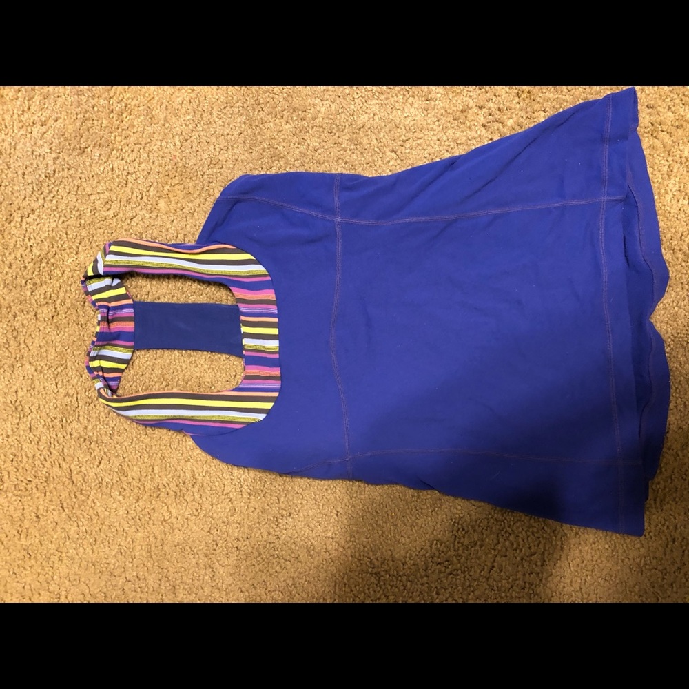 Lululemon top